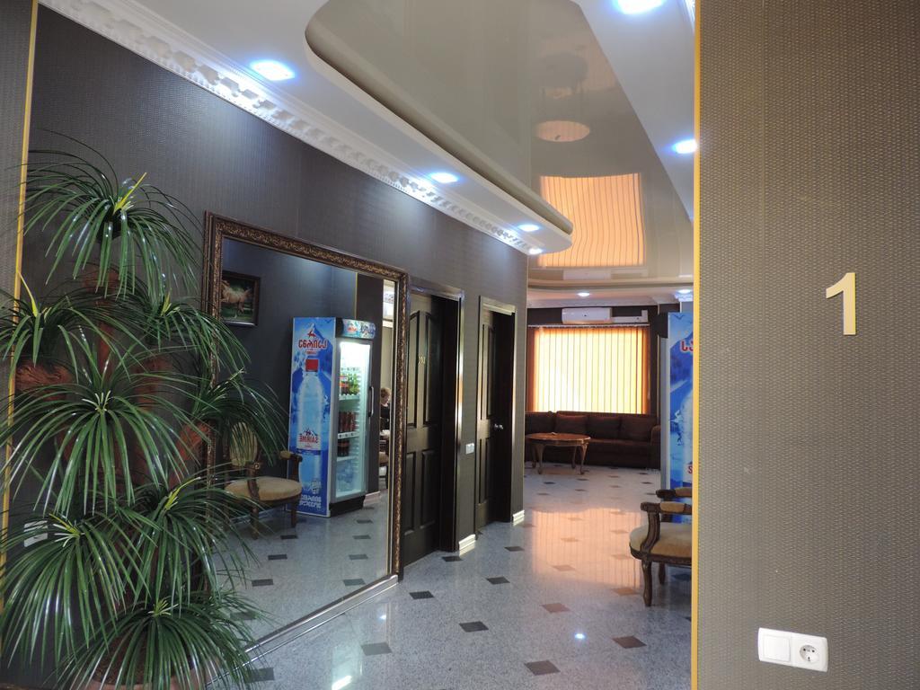 Begi Hotel Tbilisi Exterior photo