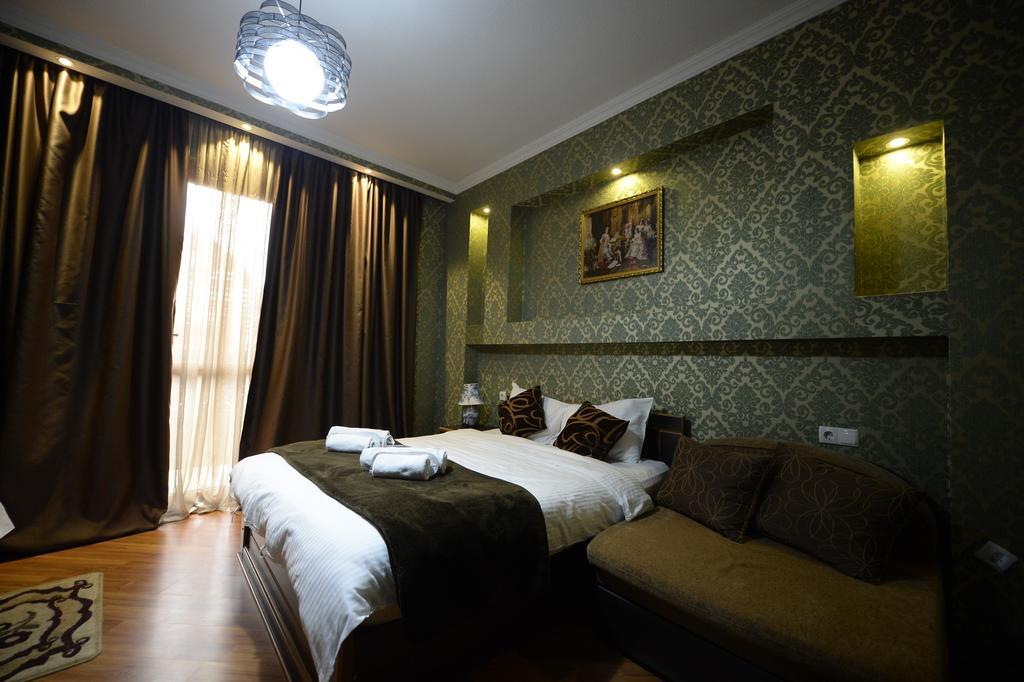 Begi Hotel Tbilisi Exterior photo