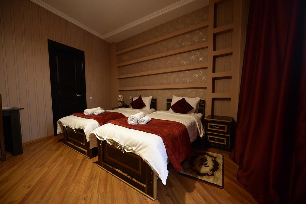 Begi Hotel Tbilisi Exterior photo