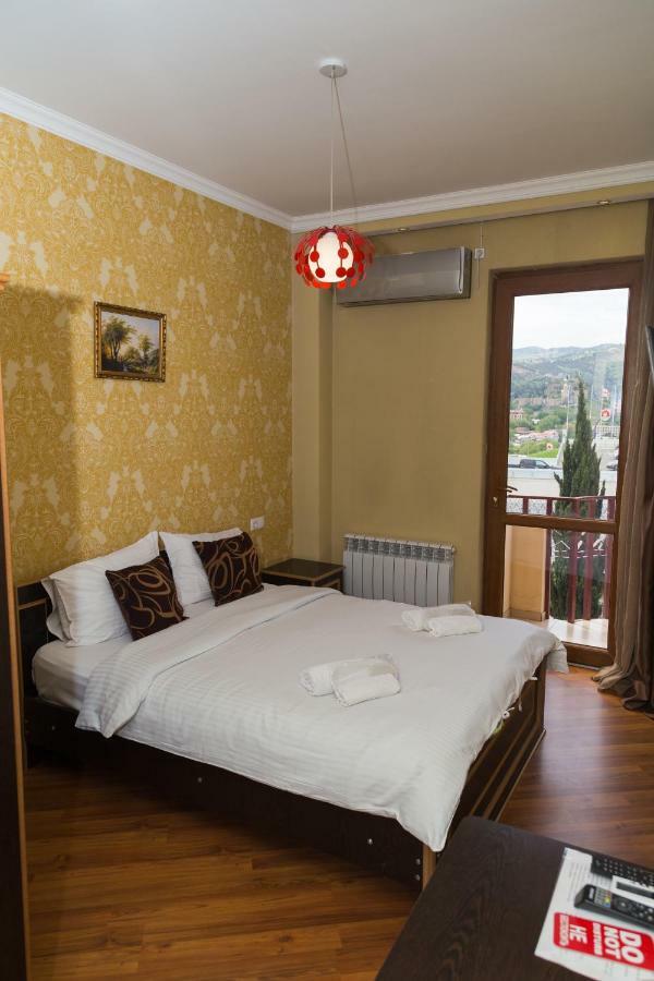Begi Hotel Tbilisi Exterior photo