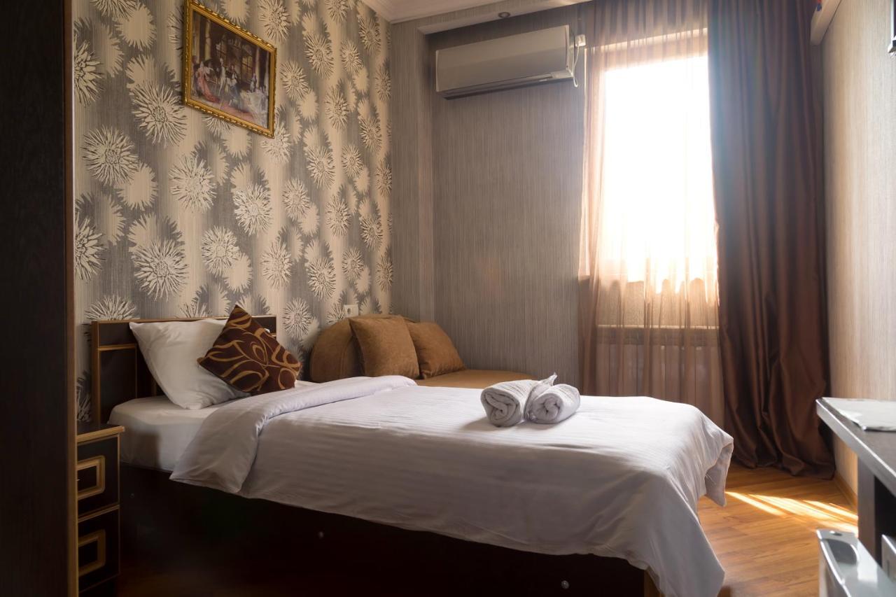 Begi Hotel Tbilisi Exterior photo